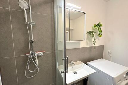 Letztes freies Zimmer in moderner Mädels-WG !!! - Frankfurt am Main Eschersheim