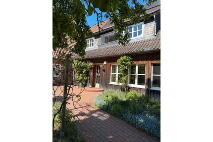 3 Zimmer Wohnung 100 qm - 1.300,00&nbsp;EUR Kaltmiete, ca.&nbsp; 100,00&nbsp;m&sup2; in Winsen (Luhe) (PLZ: 21423)