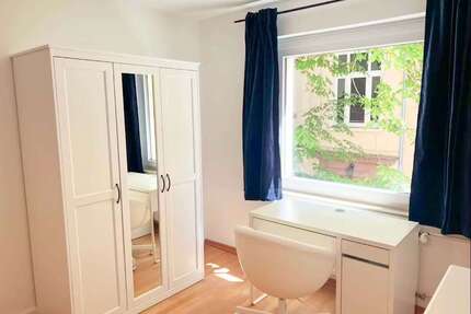 WG-Zimmer in Frankfurt am Main 899,00 € 20 m²
