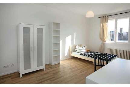 WG-Zimmer in Berlin 715,00 € 15 m²