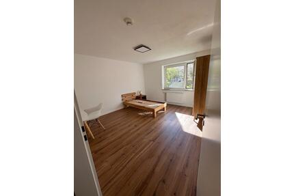 Sanierte 2 ZKB-Wohnung Augsburg Univiertel WG-geeignet ab 01.03.