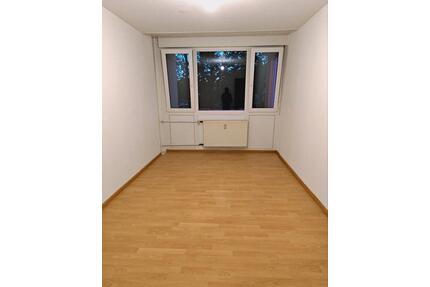 1 Zimmer frei: Neugründung 3er-WG Weil am Rhein
