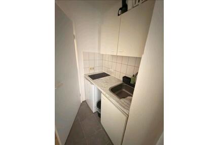 1 Zimmer wohnung Vermietung in Fürth Ab sofort frei!!