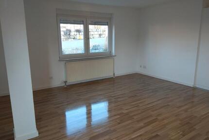 1 Zimmer Wohnung mit großer Terasse - Sersheim