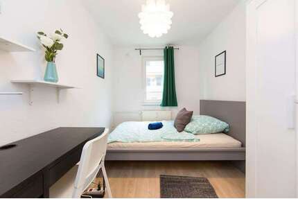 WG-Zimmer in Berlin 620,00 € 9 m²
