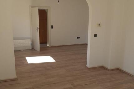 2 Zimmer KDB 69 qm Wuppertal Am Pannesbusch zu vermieten