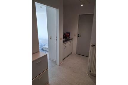 1 WG Zimmer in 2 er WG möbliert 100 Meter zu Uni - Oldenburg Alexandersfeld