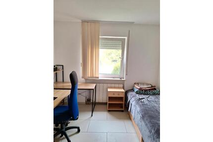 (Ab sofort)Freies Zimmer in einer StudentenWG. - Darmstadt Eberstadt