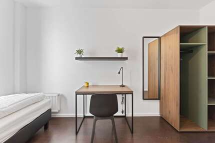 WG-Zimmer in Berlin 780,00 € 10 m²