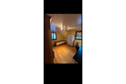Freies WG Zimmer!!! - 505,00&nbsp;EUR Kaltmiete, ca.&nbsp; 16,00&nbsp;m&sup2; in Heilbronn (PLZ: 74074) Kernstadt