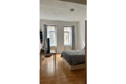 2-Zimmer Wohnung mit großer Küche und top Lage - Leipzig Ost