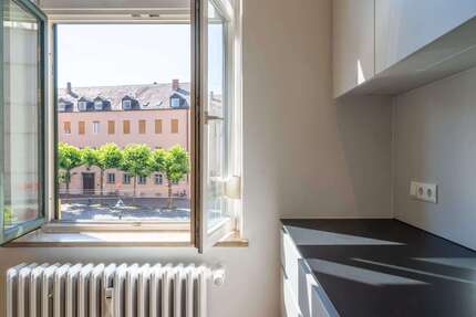WG-Zimmer in Augsburg 360,00 € 10.87 m²