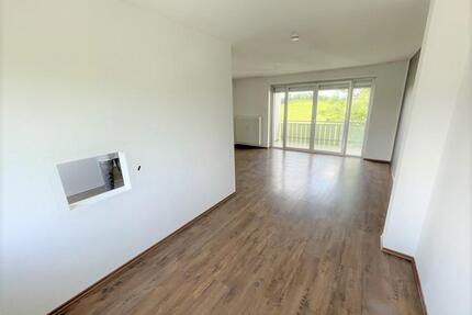 Erdgeschoss 3,5 Zimmer mit Balkon ab sofort - Kaufbeuren