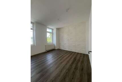 Wohnung zum Mieten in Krefeld 400,00 € 40.23 m²