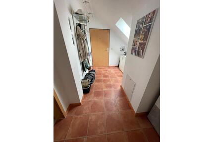 Peiting zwei Zimmer Dachgeschosswohnung