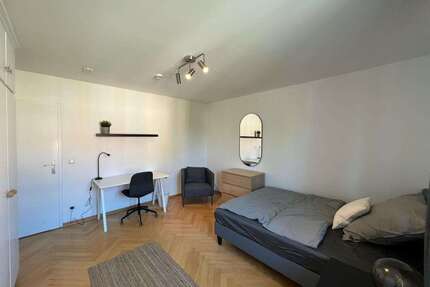 WG-Zimmer in München 950,00 € 16 m²