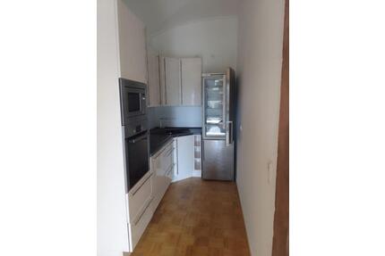 3- Zimmer Wohnung in Rumpenheim. 5 Minuten Fußweg an den Main. - Offenbach am Main Bürgel