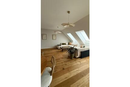 Neuwertige 3 Zimmer Wohnung mit Balkon in Neuberg.