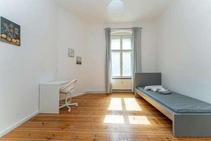 WG-Zimmer in Berlin 675,00 € 9 m²