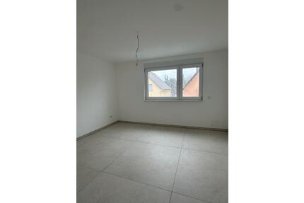 Großzügige 3-Zimmer Wohnung auf 100m2 in Forst(Bruchsal)