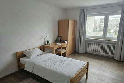 WG-Zimmer in Königsbrunn 640,00 € 14 m²