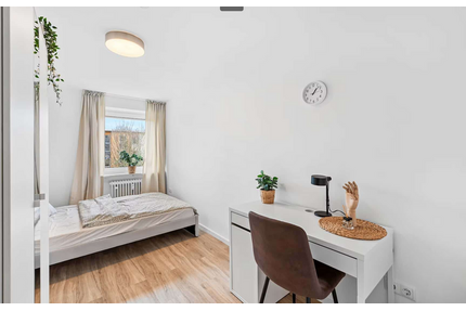 WG-Zimmer in München 800,00 € 11 m²