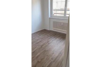 4 Zimmer Wohnung in Berlin - 1.866,00&nbsp;EUR Kaltmiete, ca.&nbsp; 92,00&nbsp;m&sup2; in Berlin (PLZ: 14089) Spandau