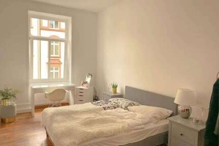 WG-Zimmer in Frankfurt am Main 899,00 € 30 m²