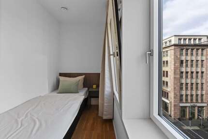 WG-Zimmer in Berlin 700,00 € 9 m²