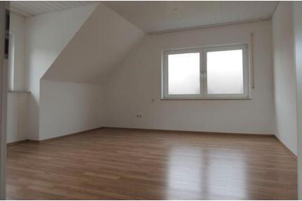 3,5 Zimmer DG-Wohnung in Talheim zu vermieten - Mössingen