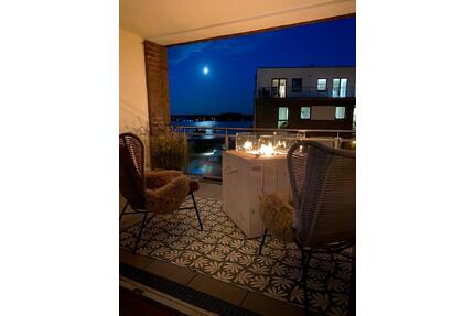 2 Zimmer Whg mit Schleiblick - 950,00&nbsp;EUR Kaltmiete, ca.&nbsp; 55,00&nbsp;m&sup2; in Schleswig (PLZ: 24837)