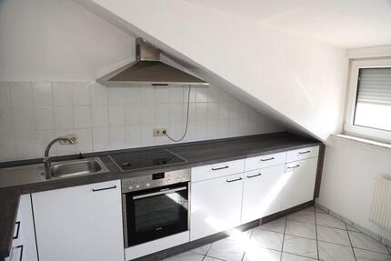 2 Zimmer Wohnung, große Küche Tageslicht Bad MZ Hechtsheim - Mainz Ebersheim