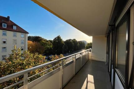 Lichtdurchflutete 2-Zimmer Wohnung in Haidhausen, großer Balkon - München Au-Haidhausen