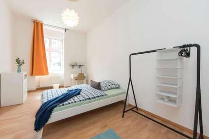 WG-Zimmer in Berlin 680,00 € 16 m²