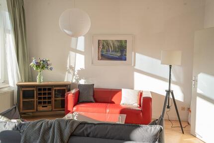 2 Zimmer - gr.Bad - Balkon möbliert komplett für Paar od.Single - Magdeburg Brückfeld