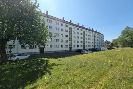 3 Zimmer Wohnung - 222,00&nbsp;EUR Kaltmiete, ca.&nbsp; 58,00&nbsp;m&sup2; in Treuen (PLZ: 08233)