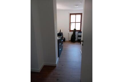 Studentzimmer Büro abzugeben! - 250,00&nbsp;EUR Kaltmiete, ca.&nbsp; 15,00&nbsp;m&sup2; in Soest (PLZ: 59494)