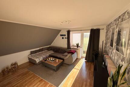 3 Zimmer Dachgeschosswohnung - 850,00&nbsp;EUR Kaltmiete, ca.&nbsp; 90,00&nbsp;m&sup2; in Dötlingen (PLZ: 27801)