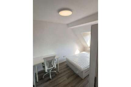 WG-Zimmer in Köln 700,00 € 9 m²